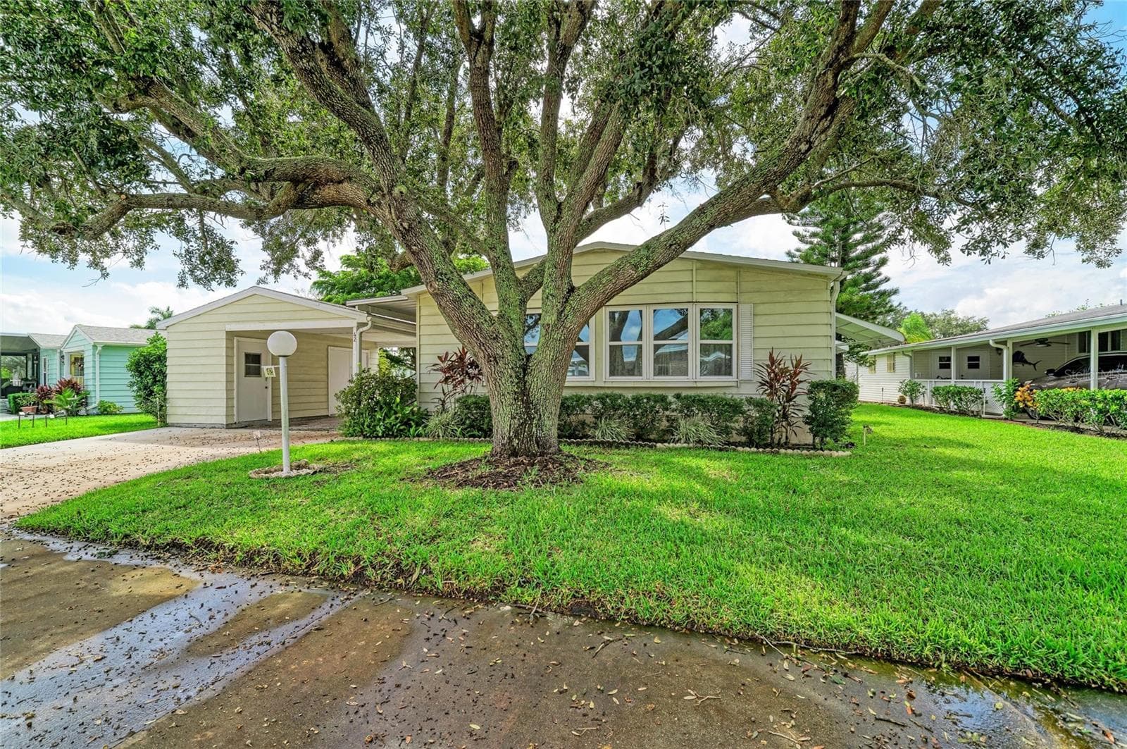 Manufactured Home at 42 MEADOWLARK CIR, ELLENTON, photo 33 of 53