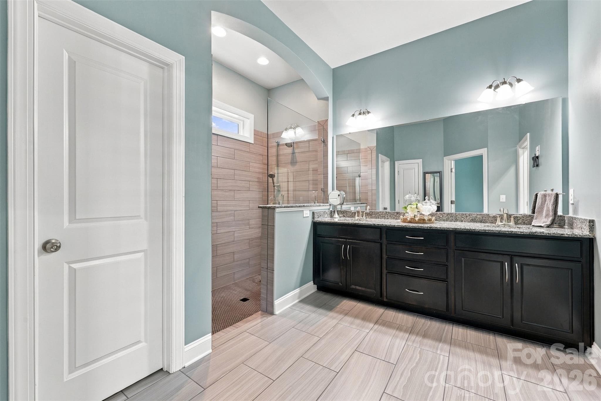 Single Family Residence at 1339 Kings Bottom Drive, Fort Mill, photo 21 of 40
