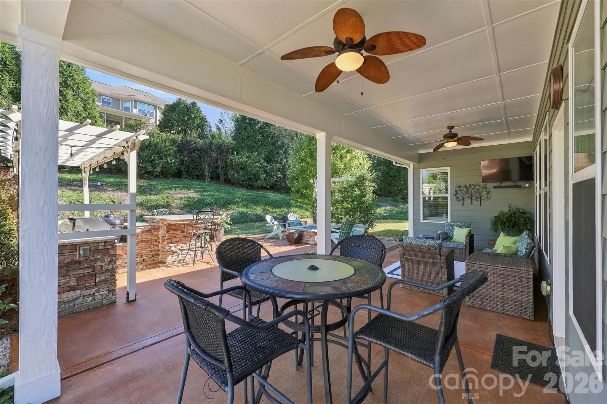 Single Family Residence at 1339 Kings Bottom Drive, Fort Mill, photo 31 of 40