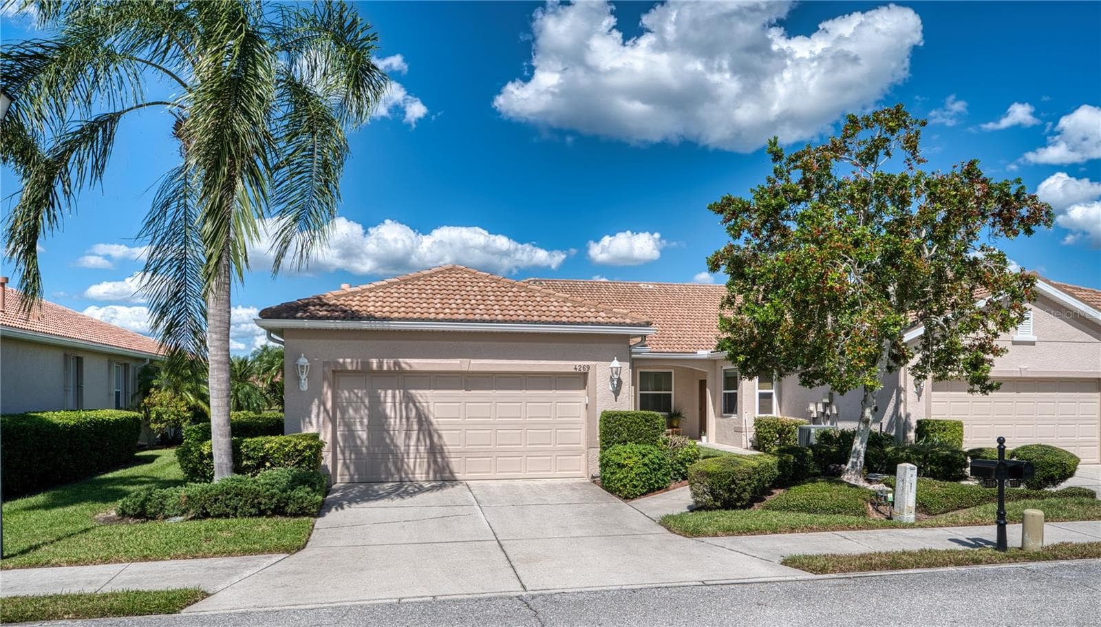4269 CASCADE FALLS DR