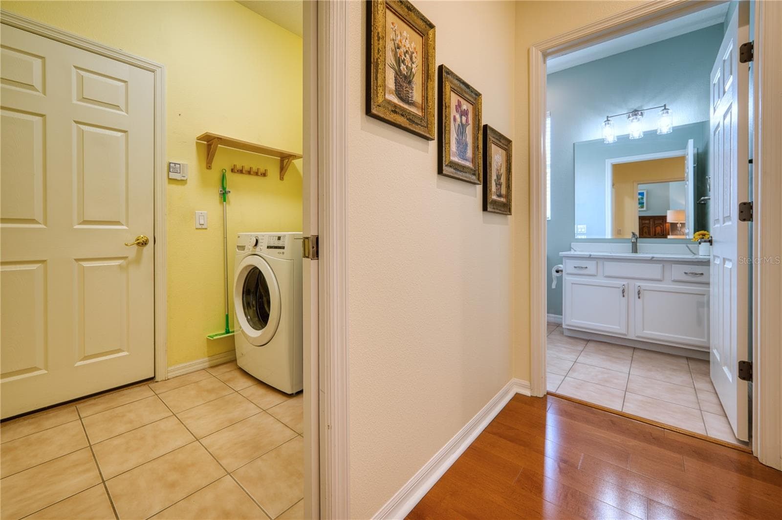 Villa at 4269 CASCADE FALLS DR, SARASOTA, photo 13 of 44