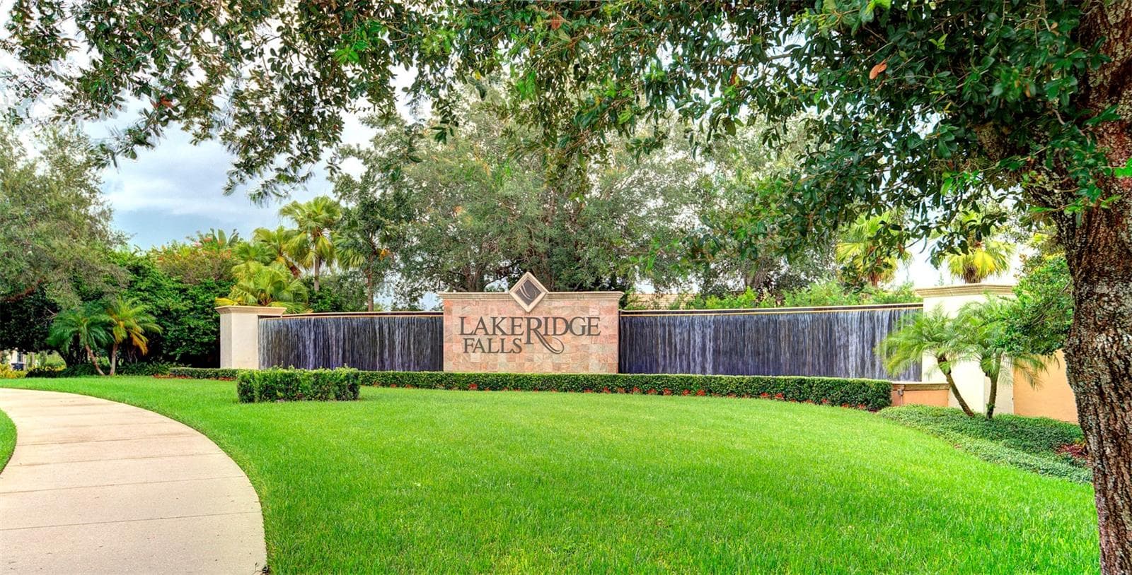 Villa at 4269 CASCADE FALLS DR, SARASOTA, photo 36 of 44