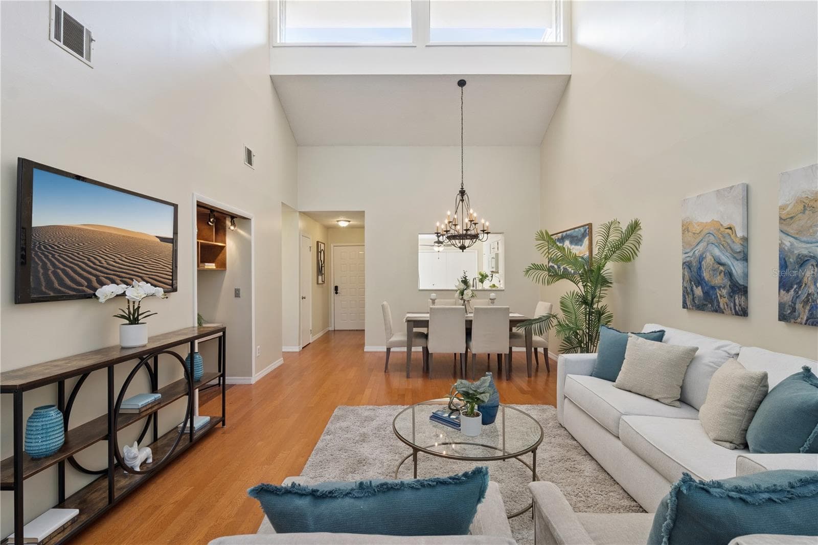 Townhouse at 440 EVESHAM PL, LONGWOOD, photo 14 of 48