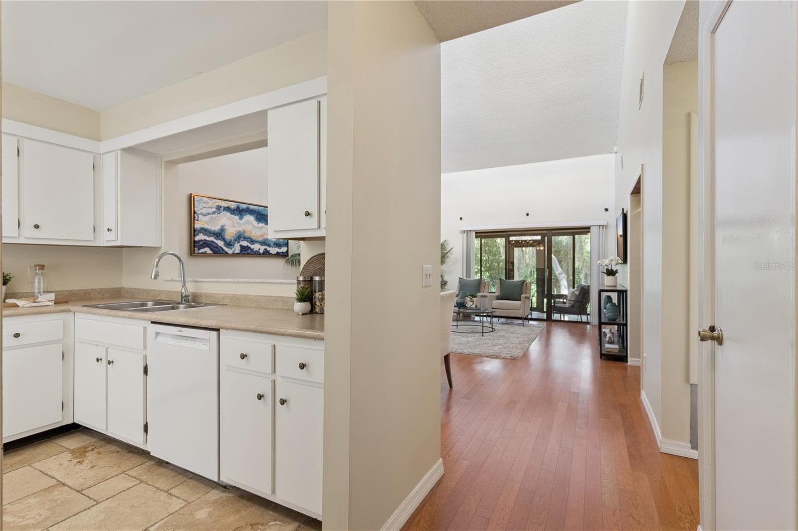 Townhouse at 440 EVESHAM PL, LONGWOOD, photo 19 of 48