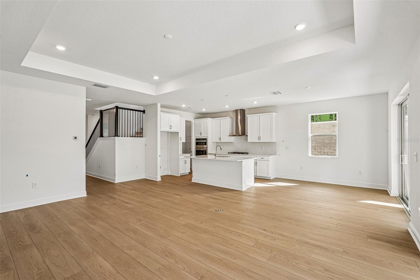 Single Family Residence at 9706 CRYSTAL ISLES CIR, SARASOTA, photo 10 of 31