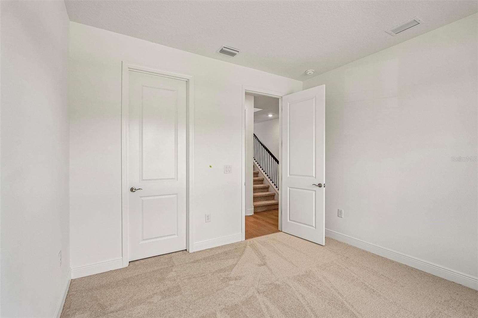 Single Family Residence at 9706 CRYSTAL ISLES CIR, SARASOTA, photo 14 of 31