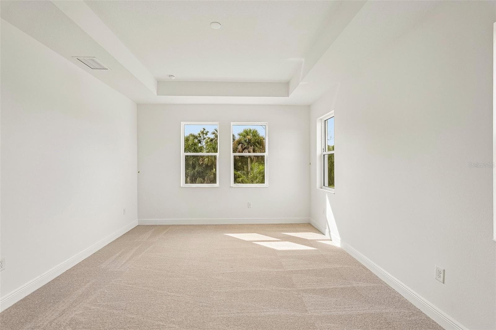 Single Family Residence at 9706 CRYSTAL ISLES CIR, SARASOTA, photo 21 of 31