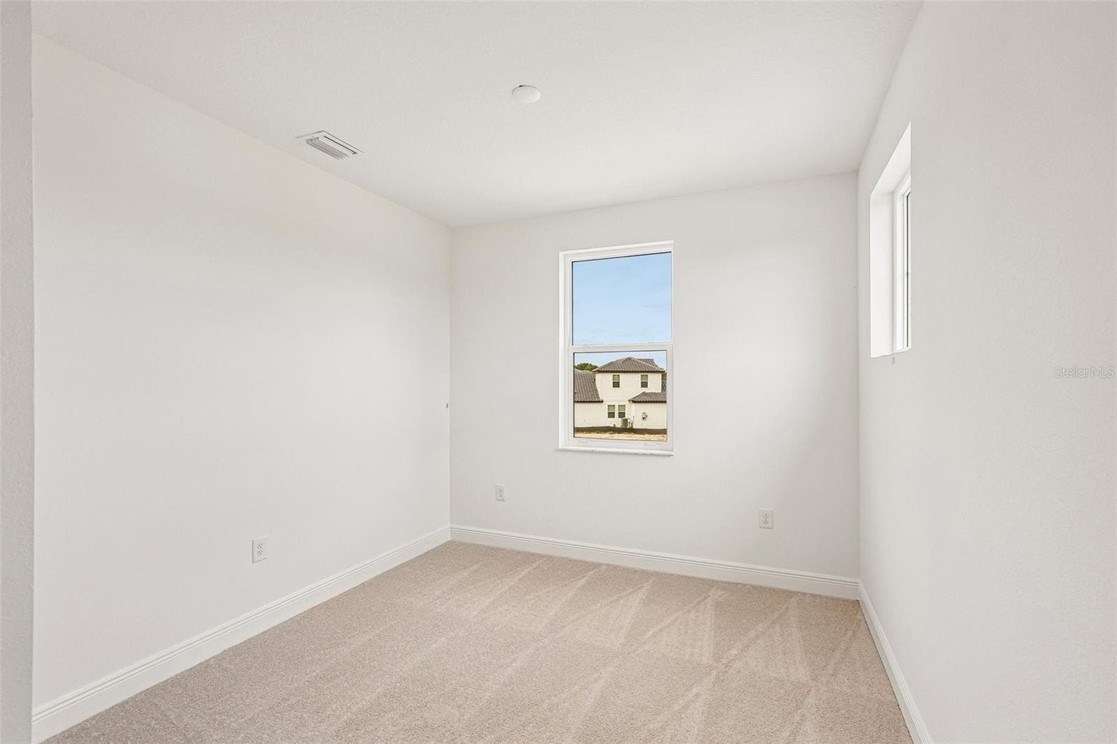 Single Family Residence at 9706 CRYSTAL ISLES CIR, SARASOTA, photo 29 of 31