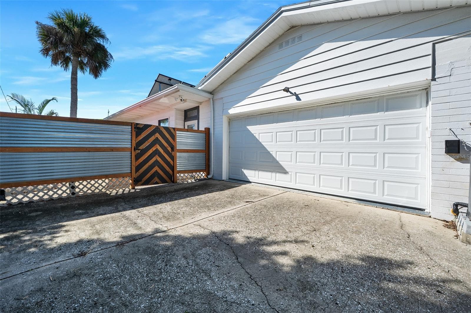 Single Family Residence at 2405 JOHN ANDERSON DR, ORMOND BEACH, photo 37 of 58