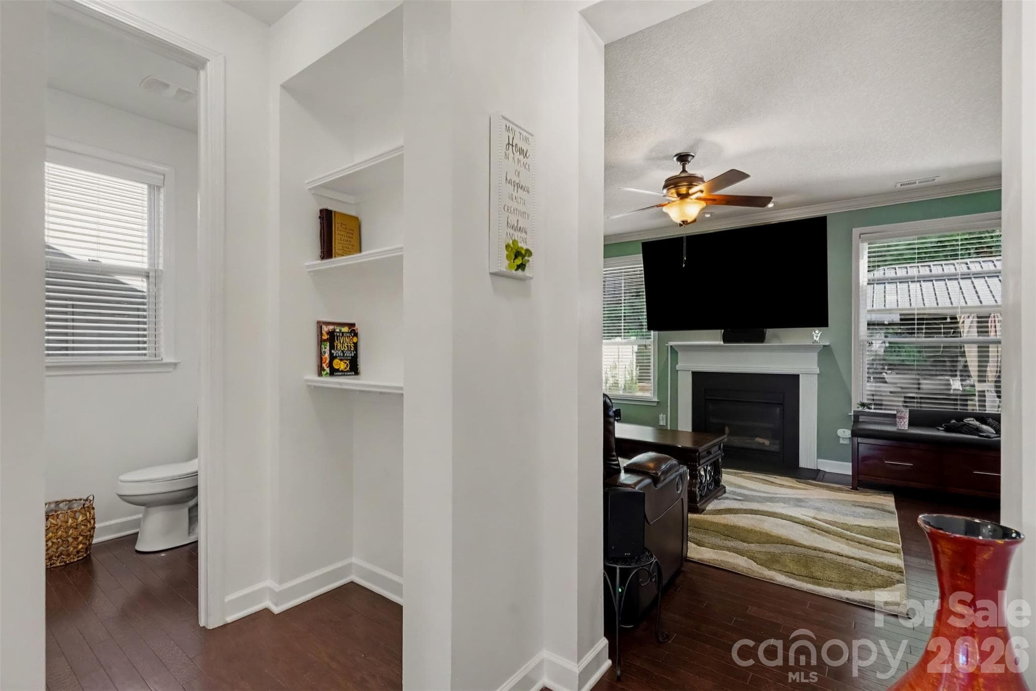 Single Family Residence at 270 Perennial Drive NW, Concord, photo 9 of 35