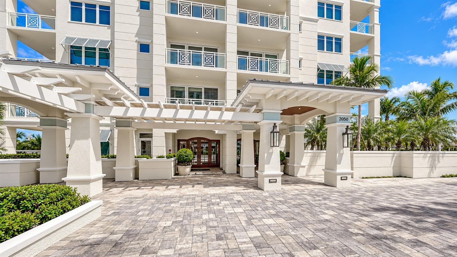 Condominium at ORCHID BEACH CLUB RESIDENCES, SARASOTA, photo 2 of 93