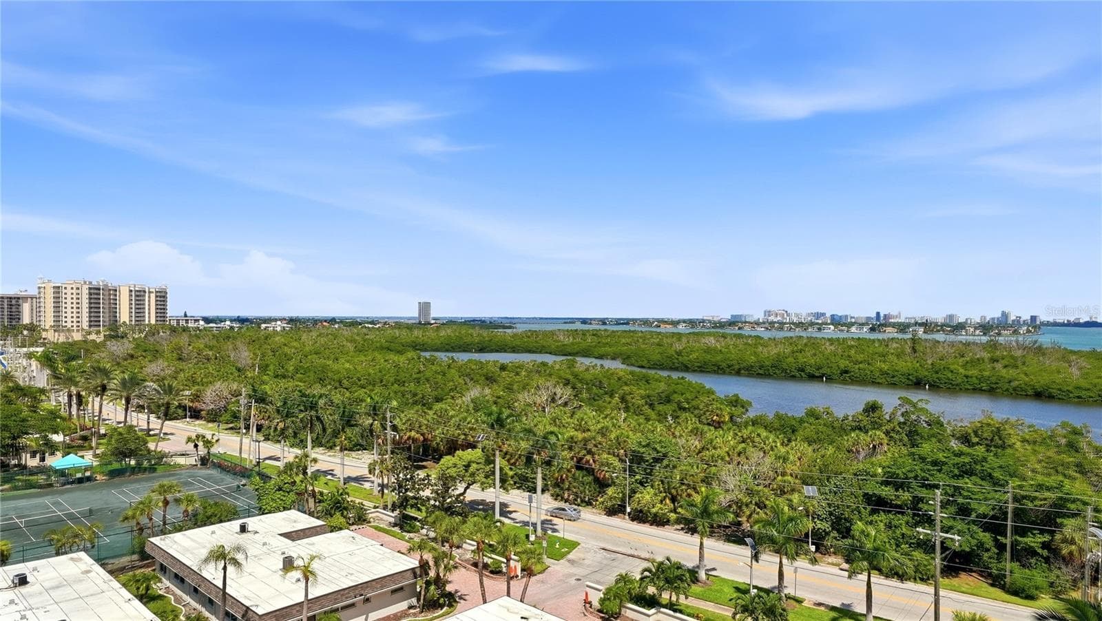 Condominium at ORCHID BEACH CLUB RESIDENCES, SARASOTA, photo 16 of 93
