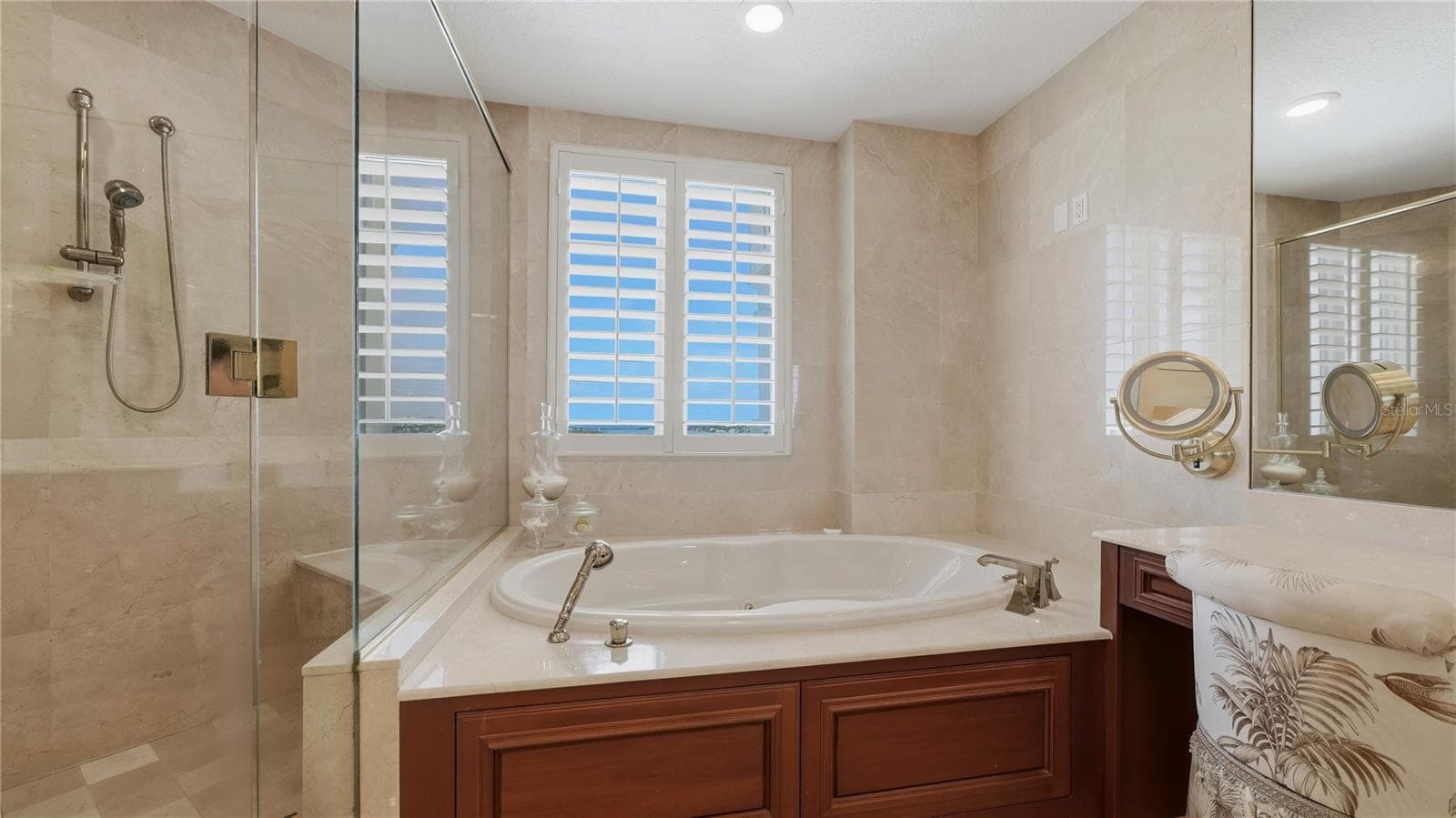 Condominium at ORCHID BEACH CLUB RESIDENCES, SARASOTA, photo 41 of 93