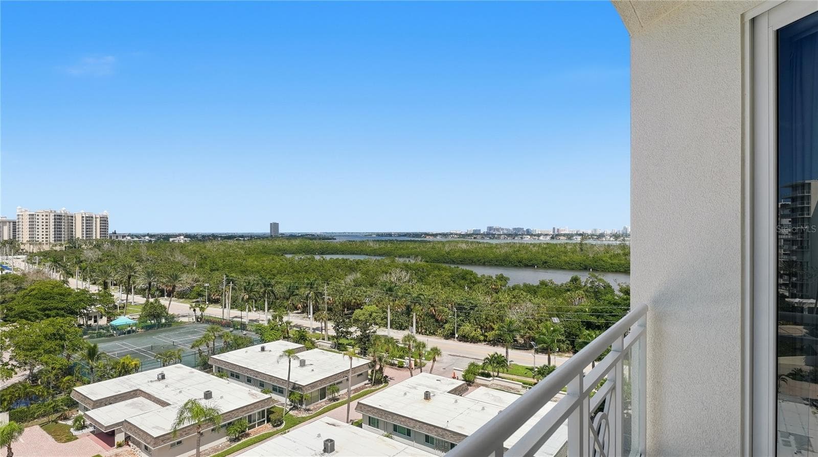 Condominium at ORCHID BEACH CLUB RESIDENCES, SARASOTA, photo 50 of 93
