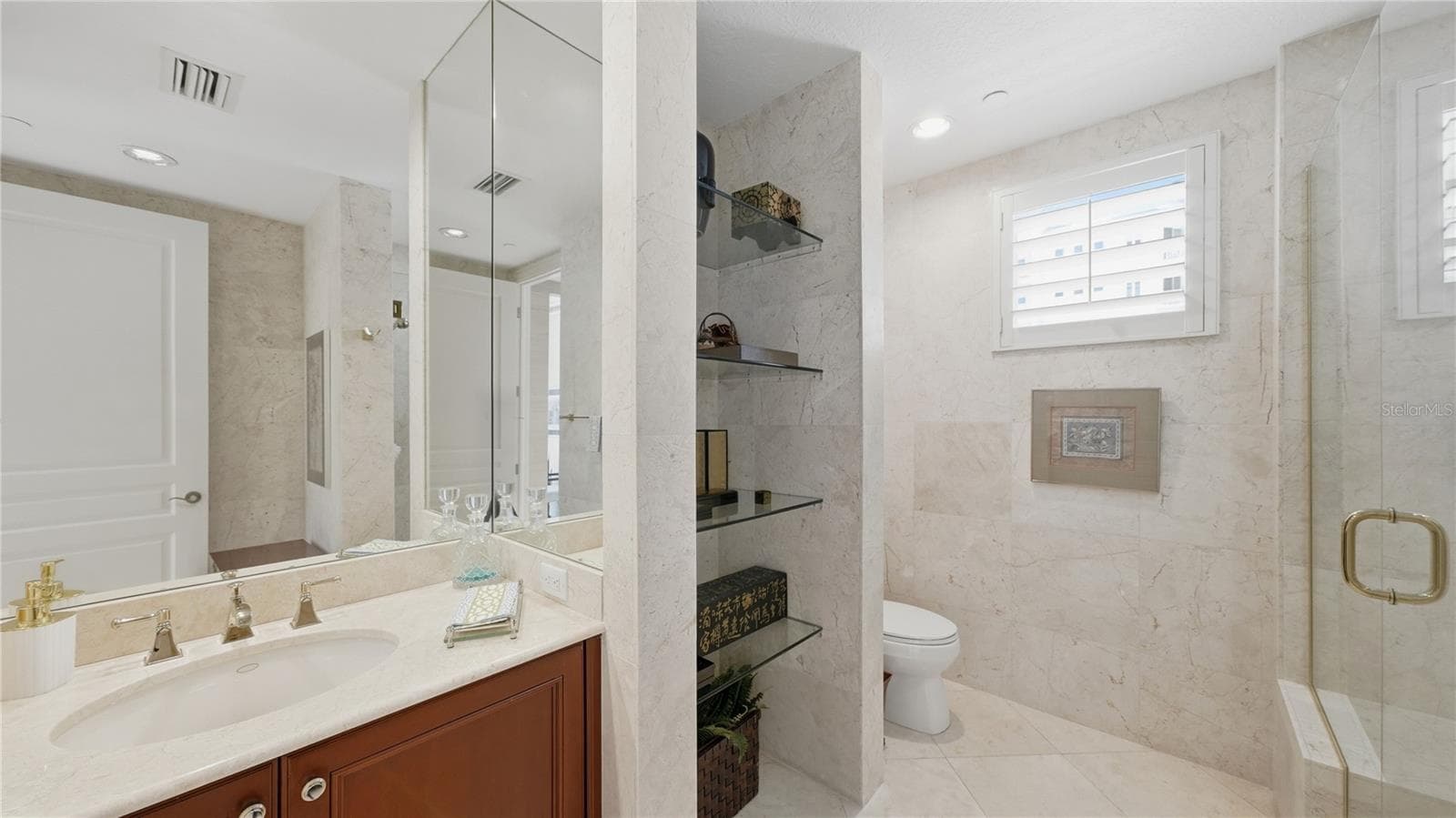 Condominium at ORCHID BEACH CLUB RESIDENCES, SARASOTA, photo 52 of 93