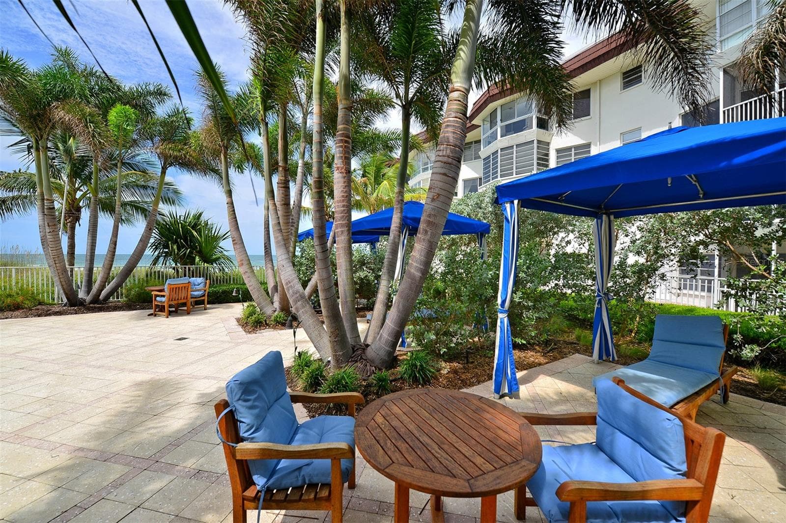 Condominium at ORCHID BEACH CLUB RESIDENCES, SARASOTA, photo 72 of 93