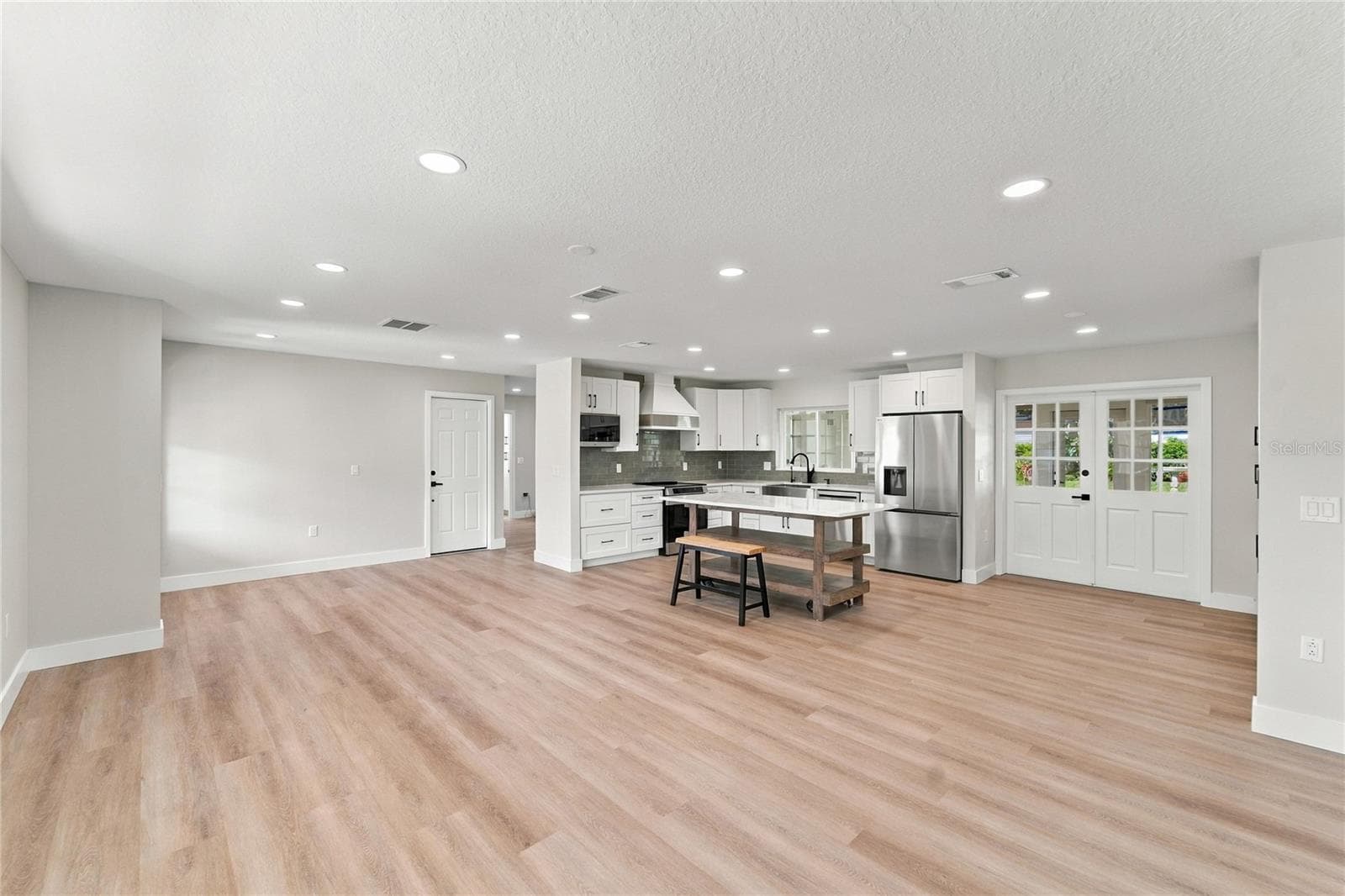 Single Family Residence at 4123 FALLWOOD CIR, ORLANDO, photo 7 of 64