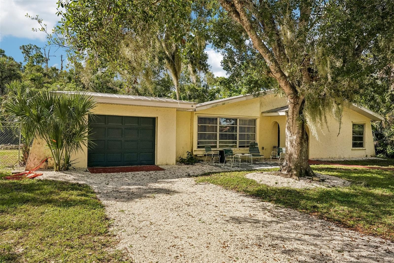 One car garage - 22215 ONEIDA AVE, PORT CHARLOTTE