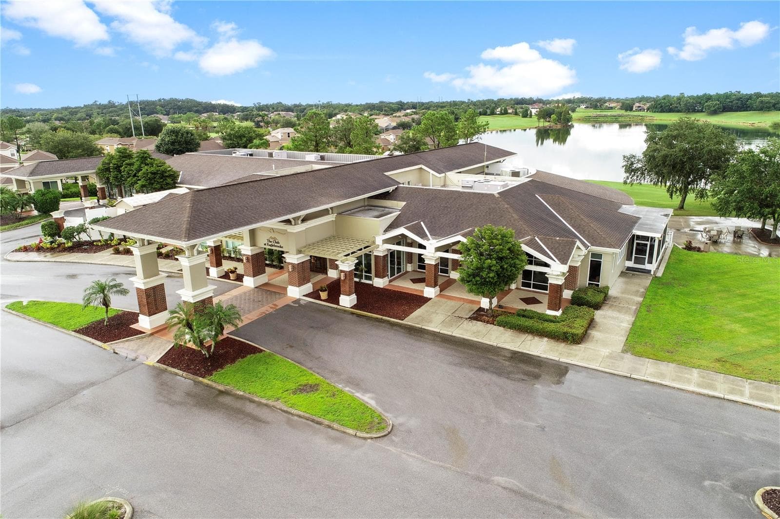 Central to the community is the main clubhouse with dining/bar areas, golf pro-shop, locker rooms and . . . - 6562 EAGLE VIEW LOOP, LAKELAND