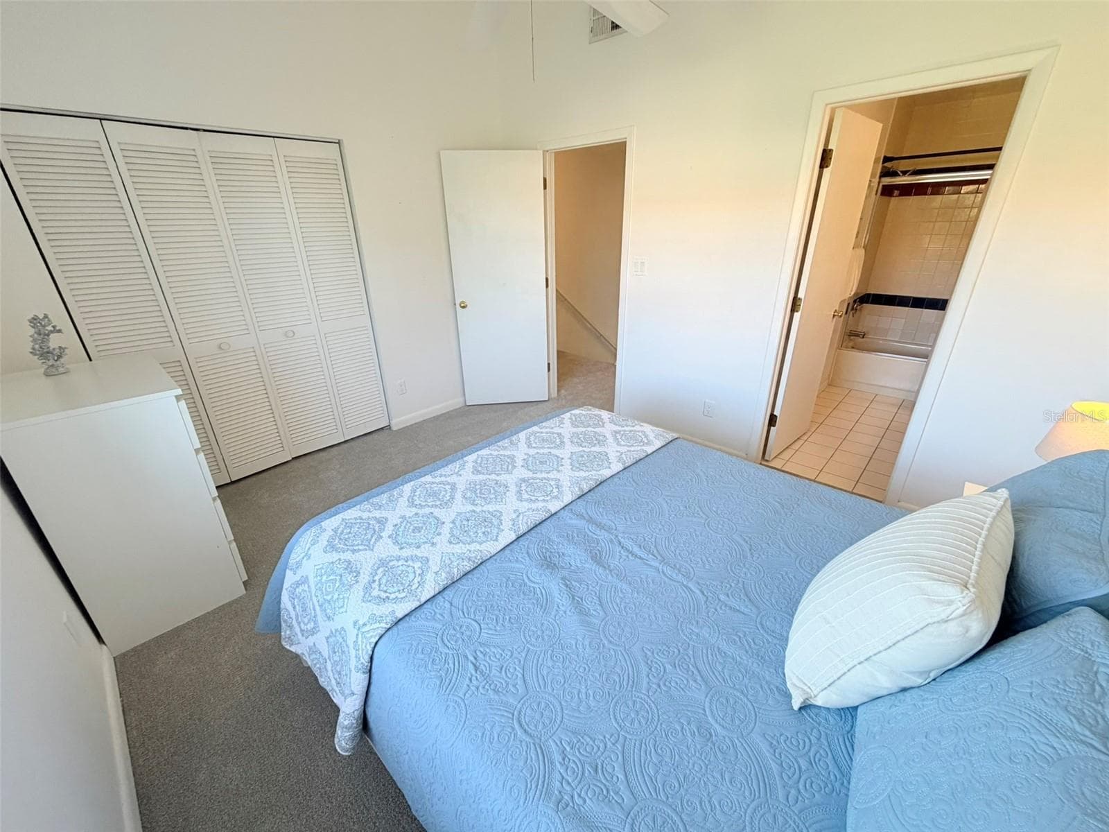 Guest Bedroom with Ensuite Bath on Upper Level - 19201 VISTA LN #D2, INDIAN SHORES