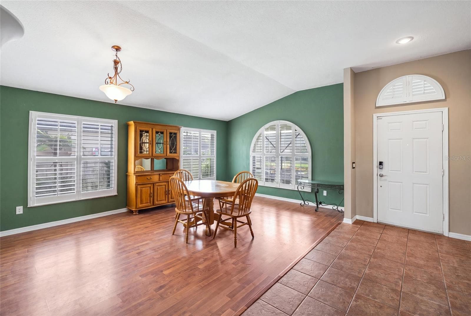 Single Family Residence at 1401 LAKE SHORE RANCH DR, SEFFNER, photo 6 of 45