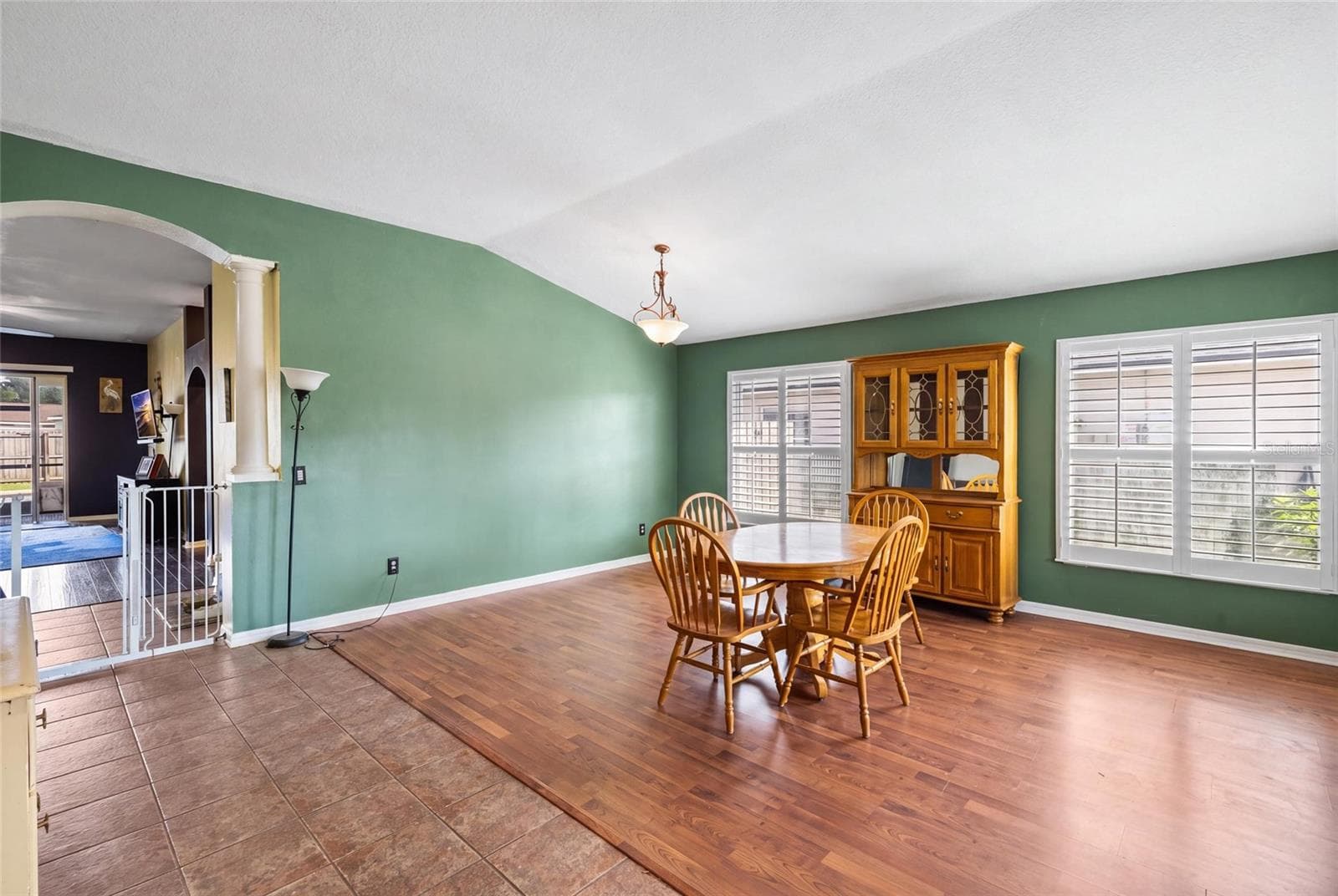 Single Family Residence at 1401 LAKE SHORE RANCH DR, SEFFNER, photo 7 of 45