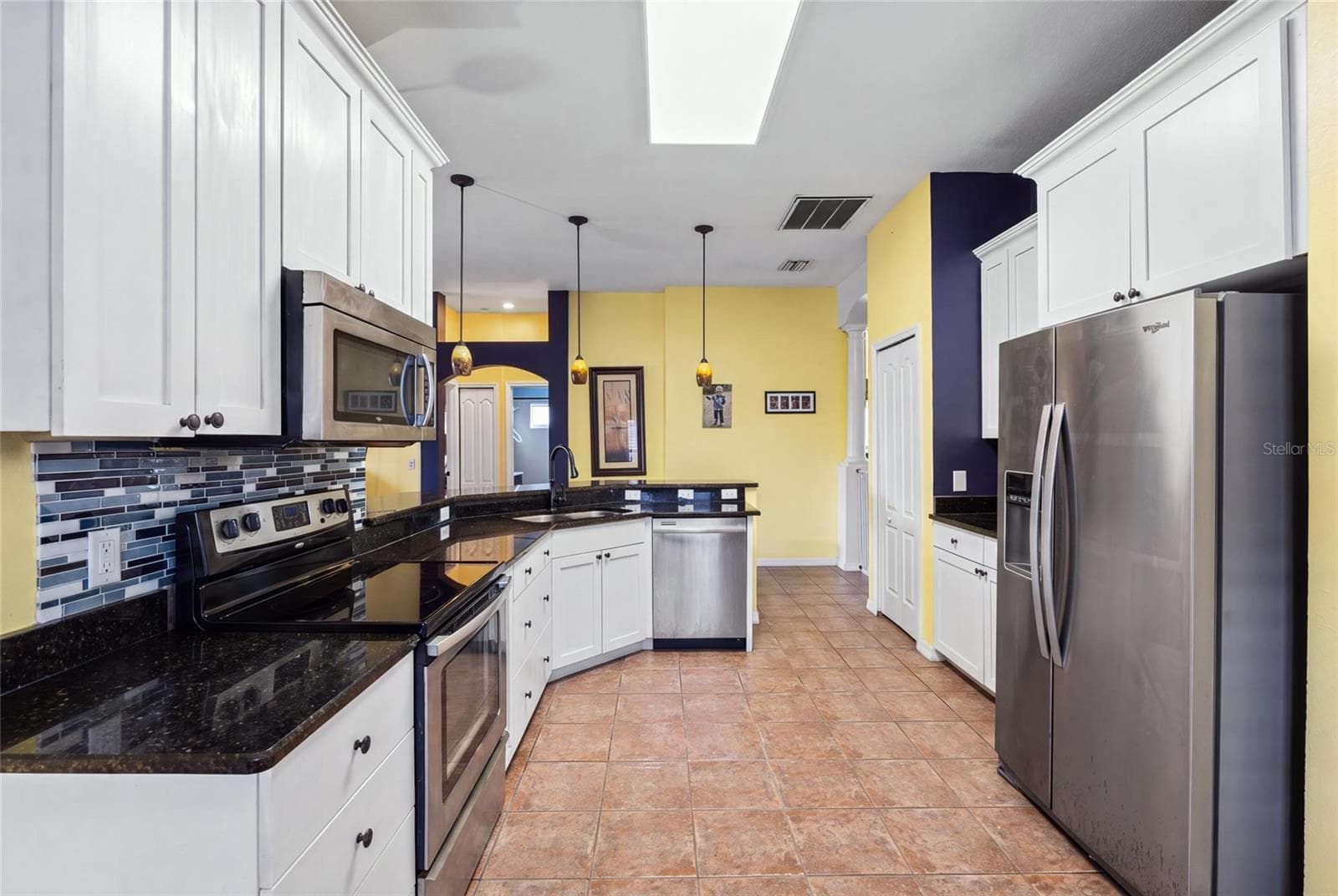 Single Family Residence at 1401 LAKE SHORE RANCH DR, SEFFNER, photo 12 of 45
