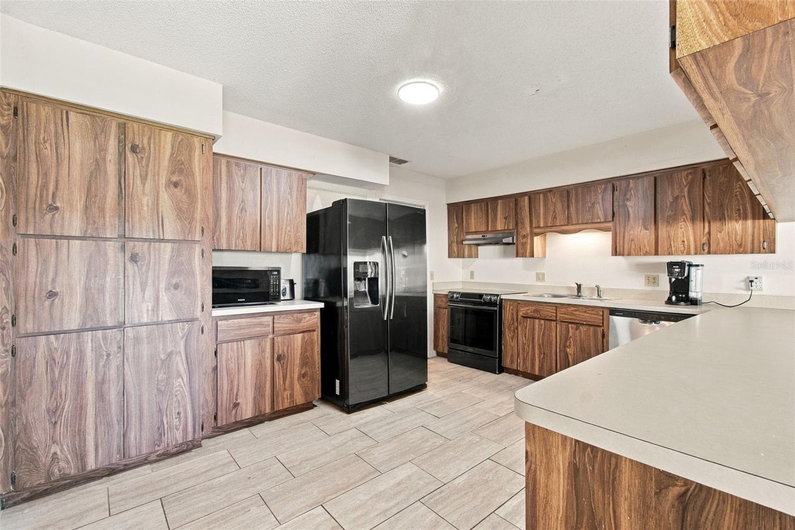 Single Family Residence at 12527 LACEY DR, NEW PORT RICHEY, photo 12 of 72
