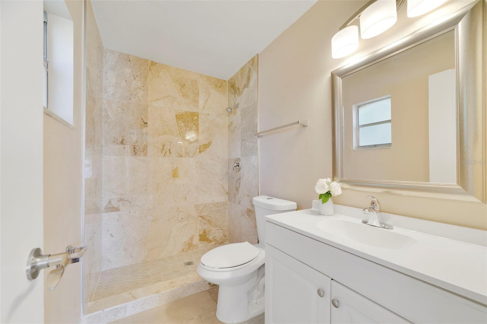 Primary Bathroom - 2638 BEAL ST, DELTONA