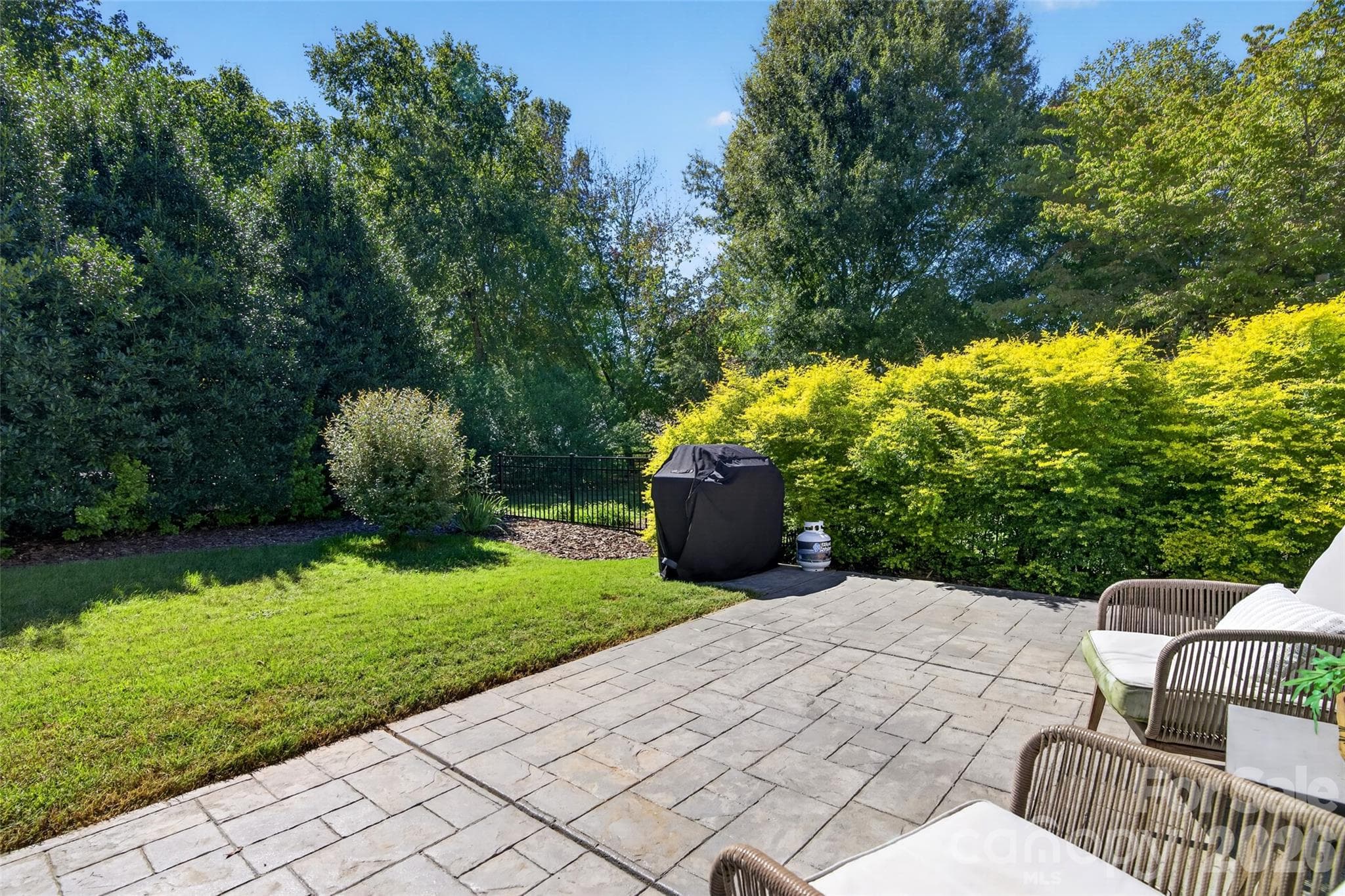 Private Fully Fenced Backyard - 17214 Chardonnay Court, Cornelius