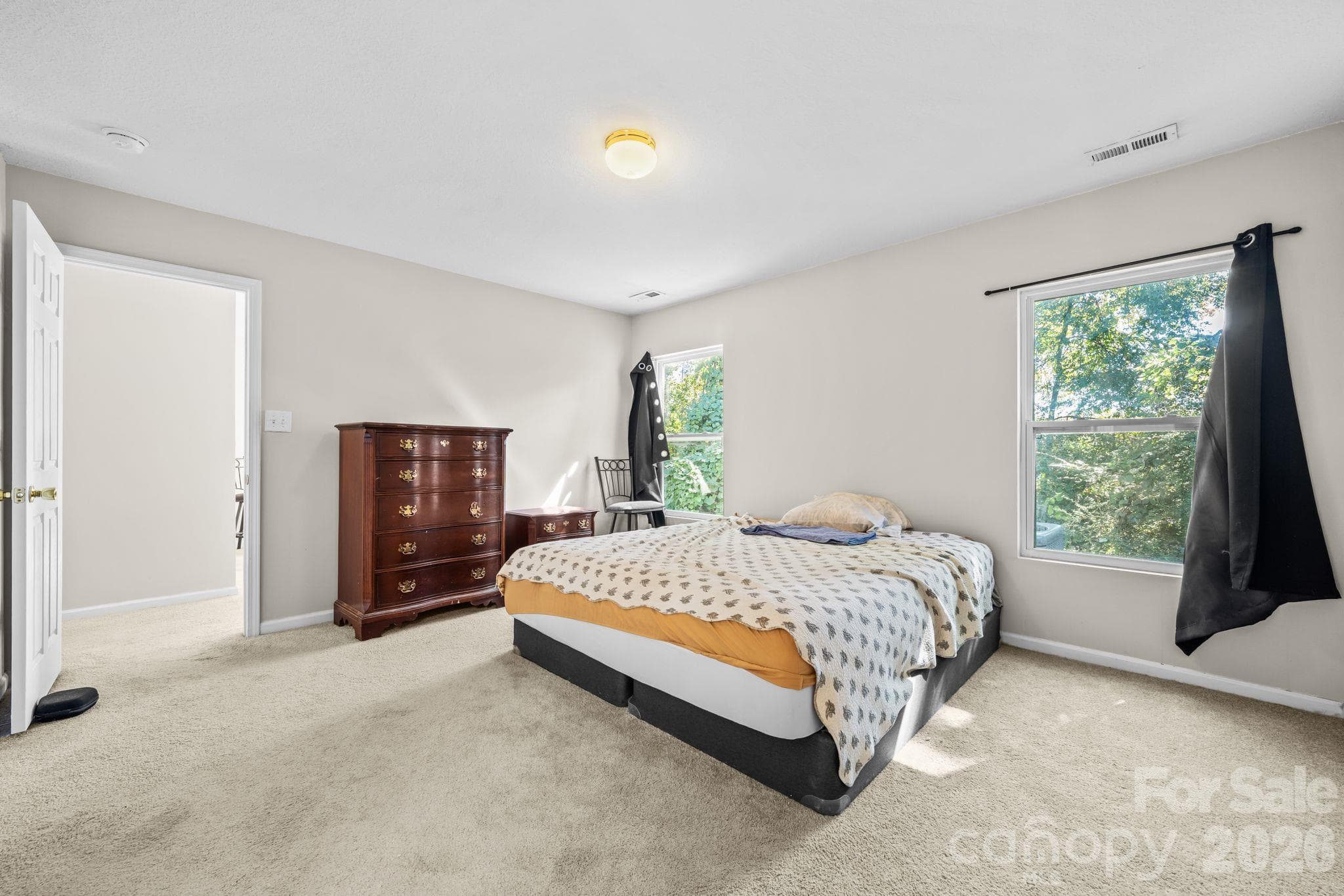 Single Family Residence at 2636 Cochrane Drive, Charlotte, photo 12 of 28