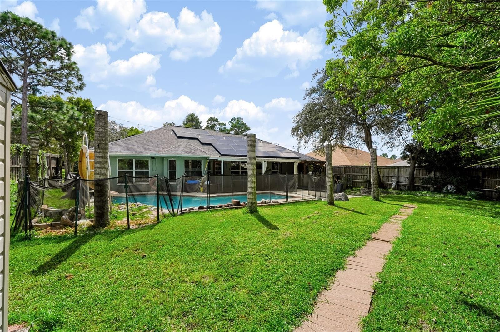 Single Family Residence at 11009 THORNBERRY DR, SPRING HILL, photo 41 of 42