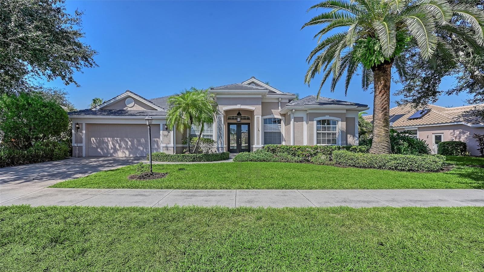 Curb Appeal - 335 PARK TRACE BLVD, OSPREY