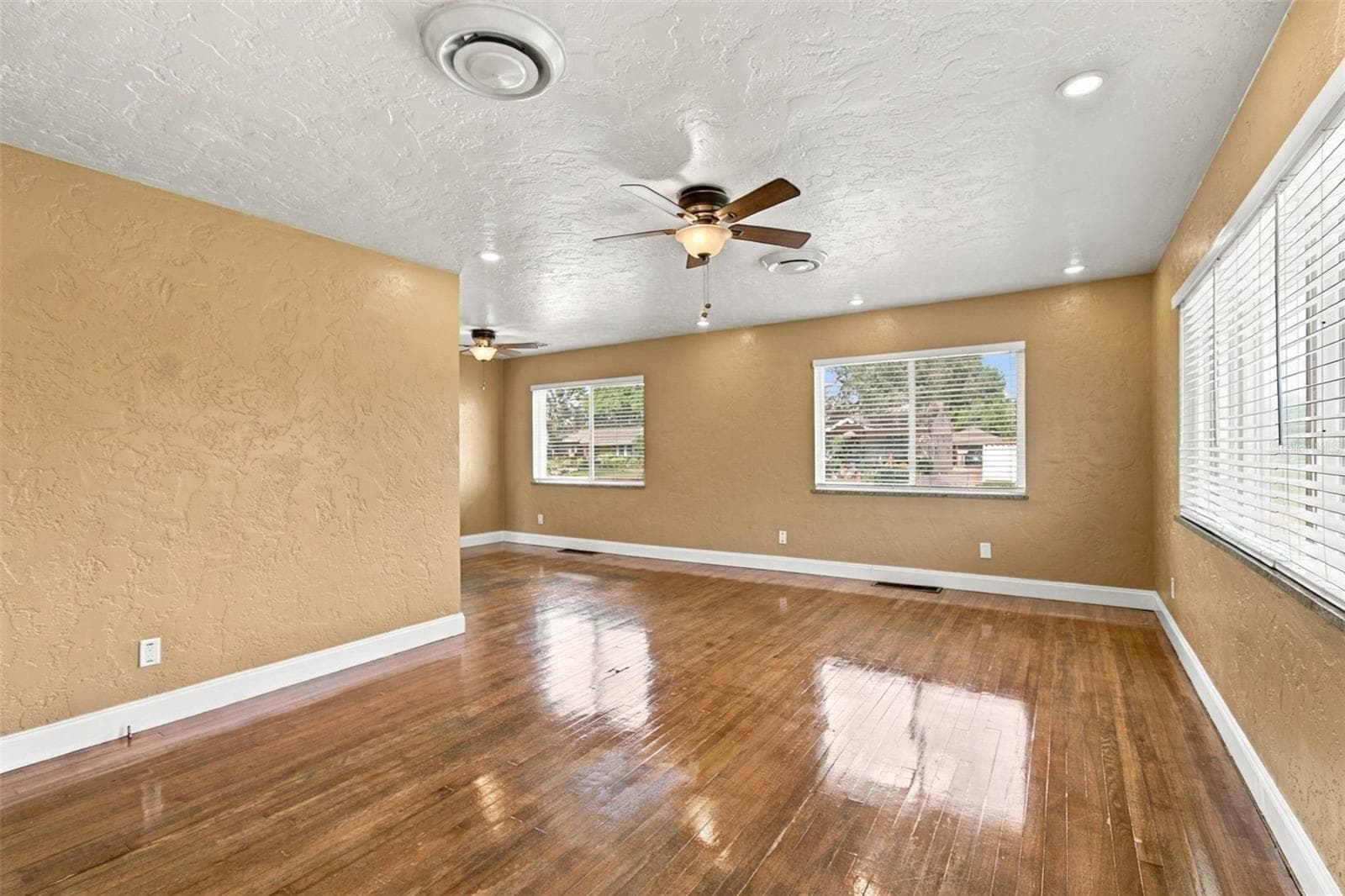 Single Family Residence at 740 64TH ST N, ST PETERSBURG, photo 5 of 26
