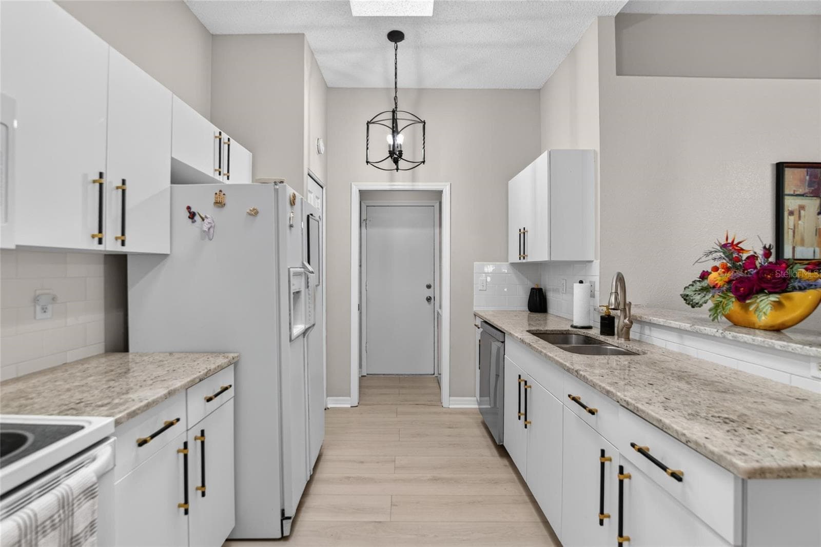 Condominium at 2433 NEW HAVEN CIR, SUN CITY CENTER, photo 29 of 40