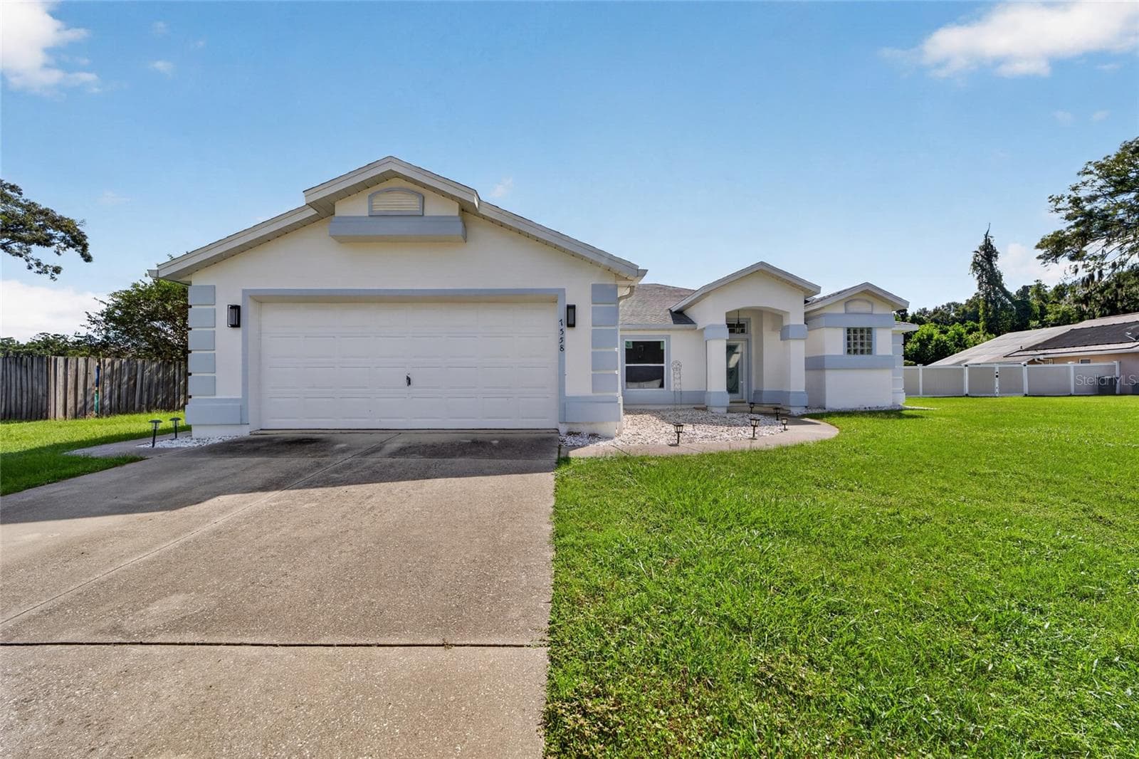 Move in ready Fully updated home - 7558 SW 103RD LOOP, OCALA