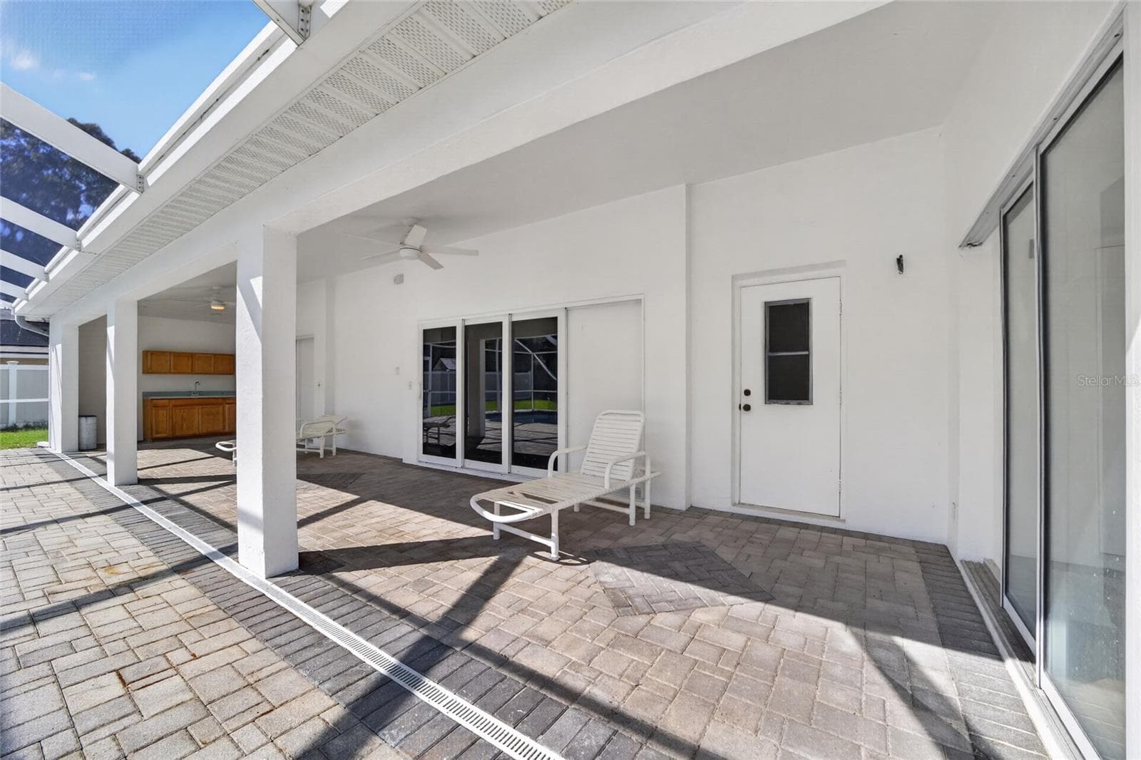 Pool bath access - 7558 SW 103RD LOOP, OCALA