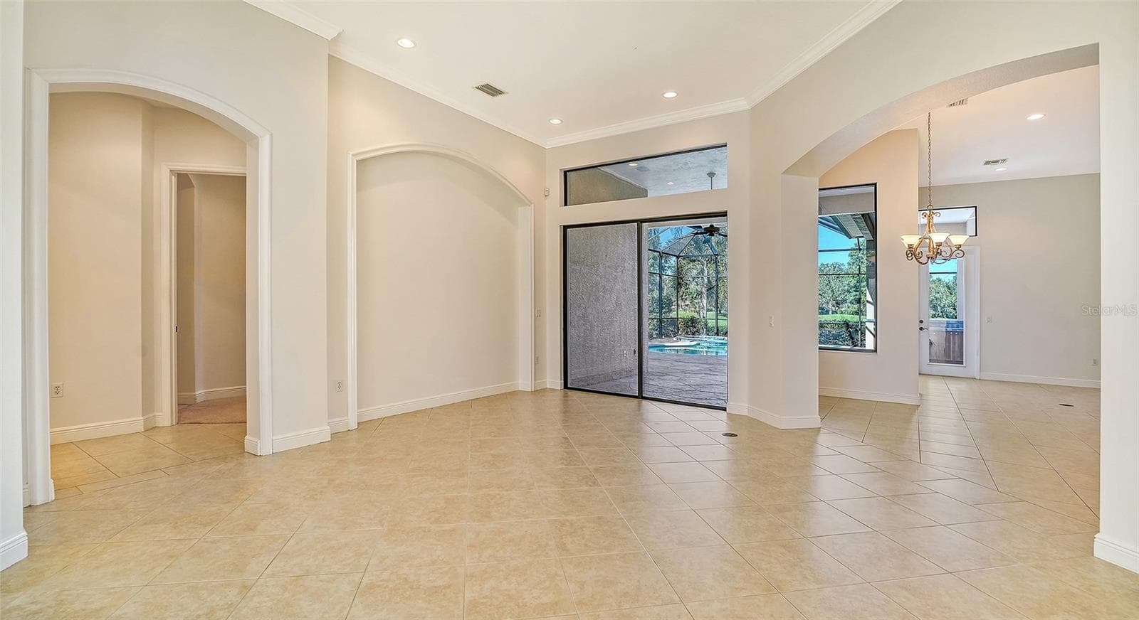 Loving room with fabulous views - 13978 SIENA LOOP, LAKEWOOD RANCH