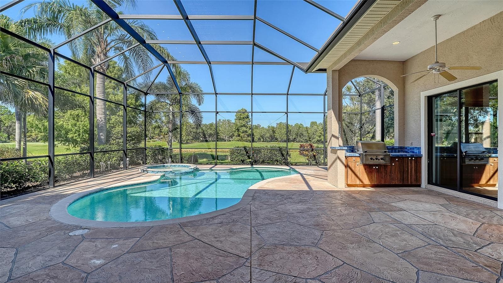 Resort style pool with self cleaners and pebbletec - 13978 SIENA LOOP, LAKEWOOD RANCH
