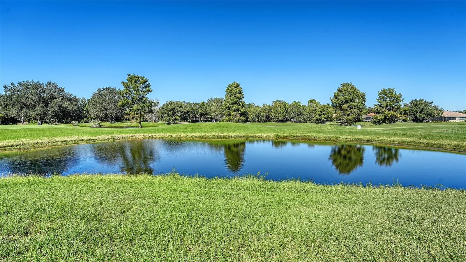 Single Family Residence at 13978 SIENA LOOP, LAKEWOOD RANCH, photo 47 of 65