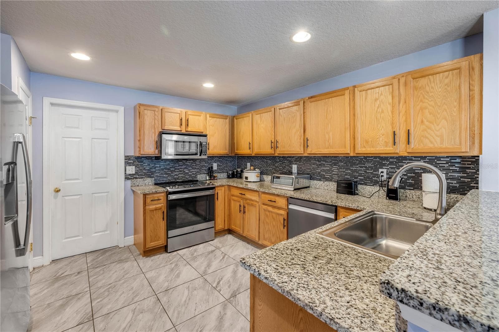 Kitchen - 3321 PINO AVE, NEW SMYRNA BEACH