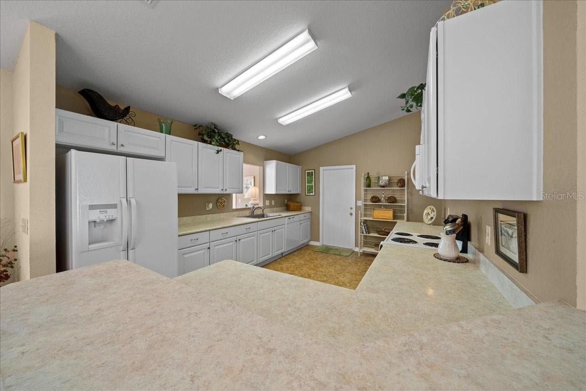 Single Family Residence at 13885 SW 112TH CIR, DUNNELLON, photo 10 of 78