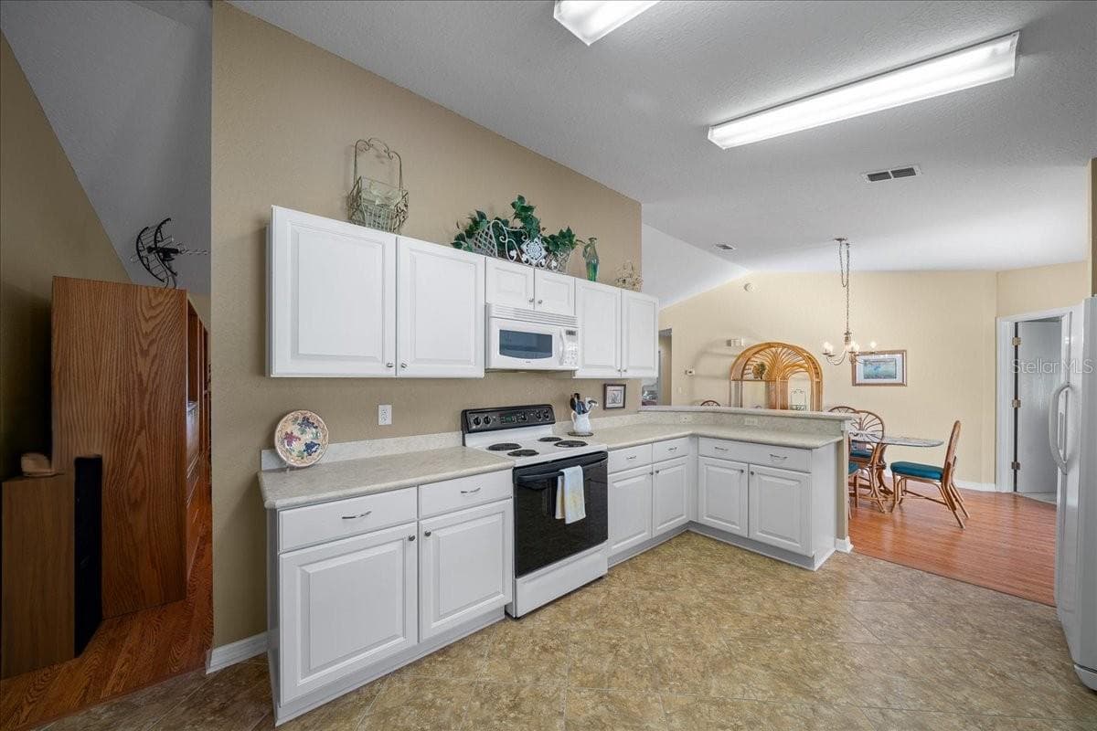 Single Family Residence at 13885 SW 112TH CIR, DUNNELLON, photo 15 of 78