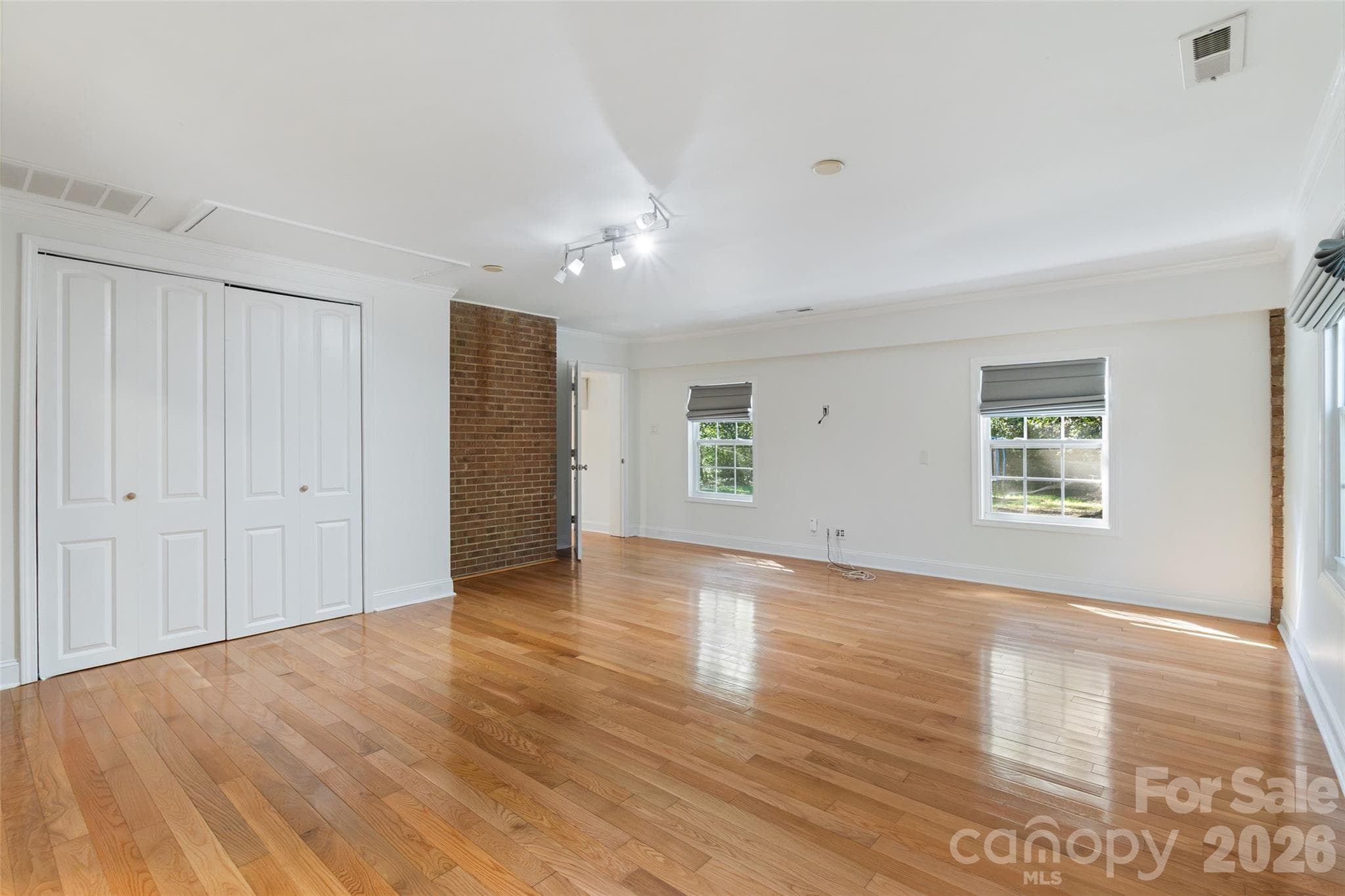 Single Family Residence at 1817 Balfour Lane, Charlotte, photo 16 of 33