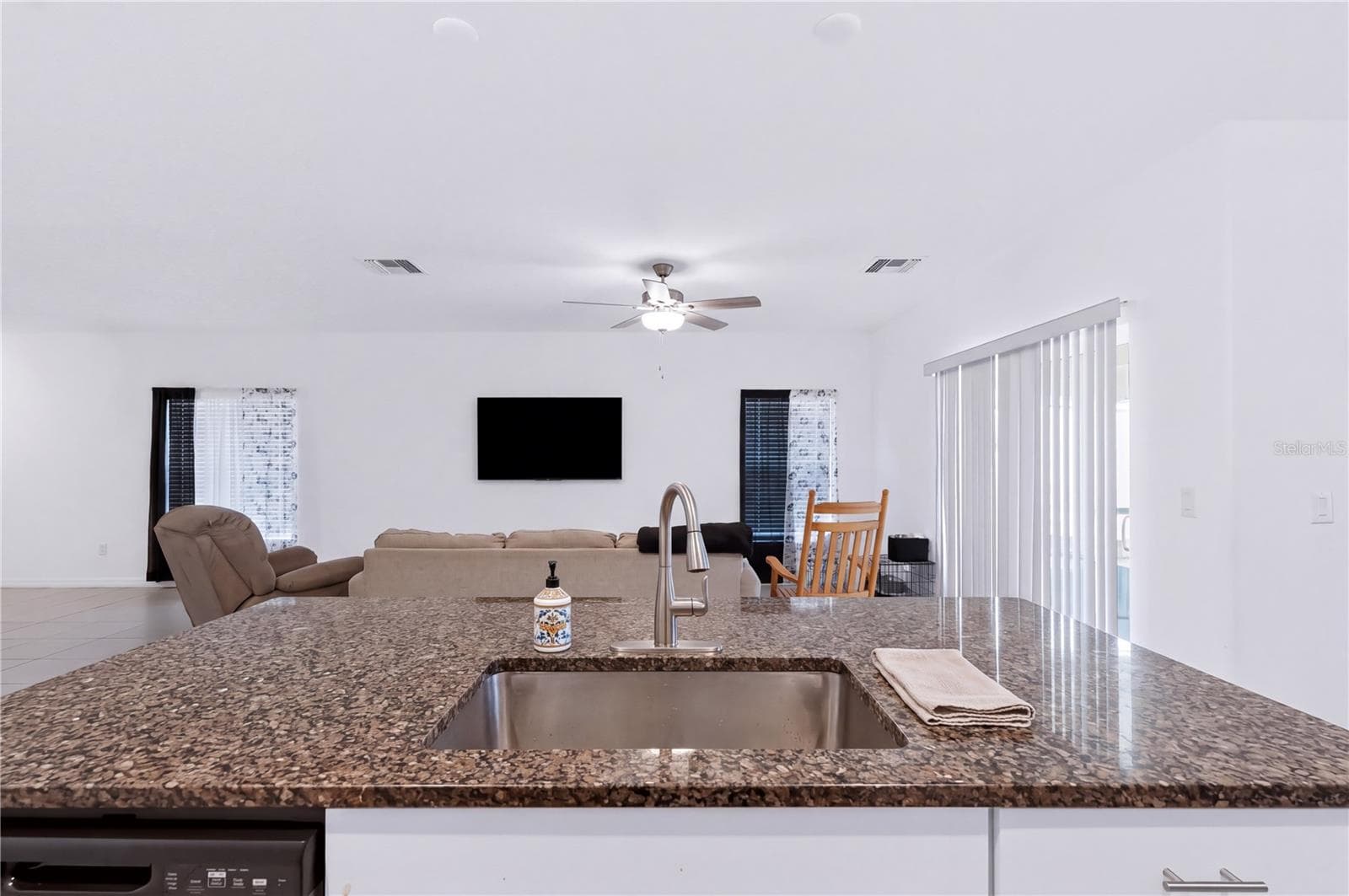 Single Family Residence at 6330 TEN ACRE CT, ZEPHYRHILLS, photo 11 of 34