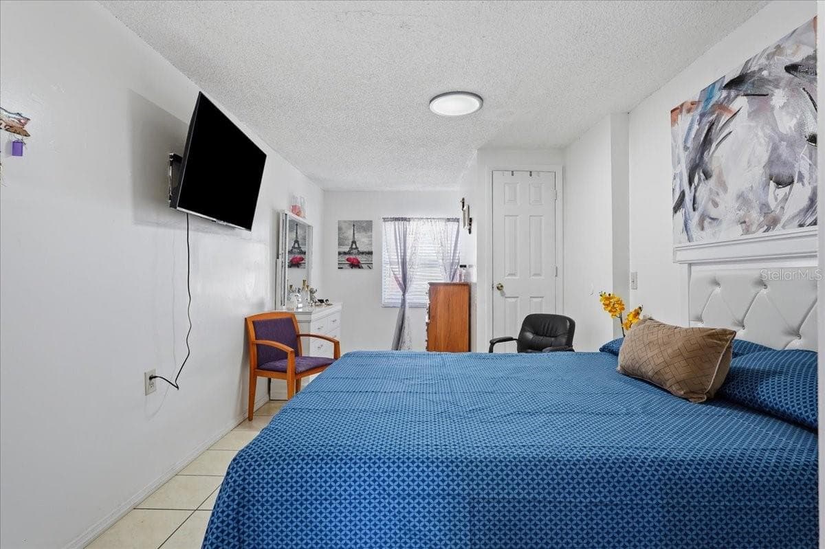 Apartment - 7603 WOODLAND OAKS CT, TAMPA