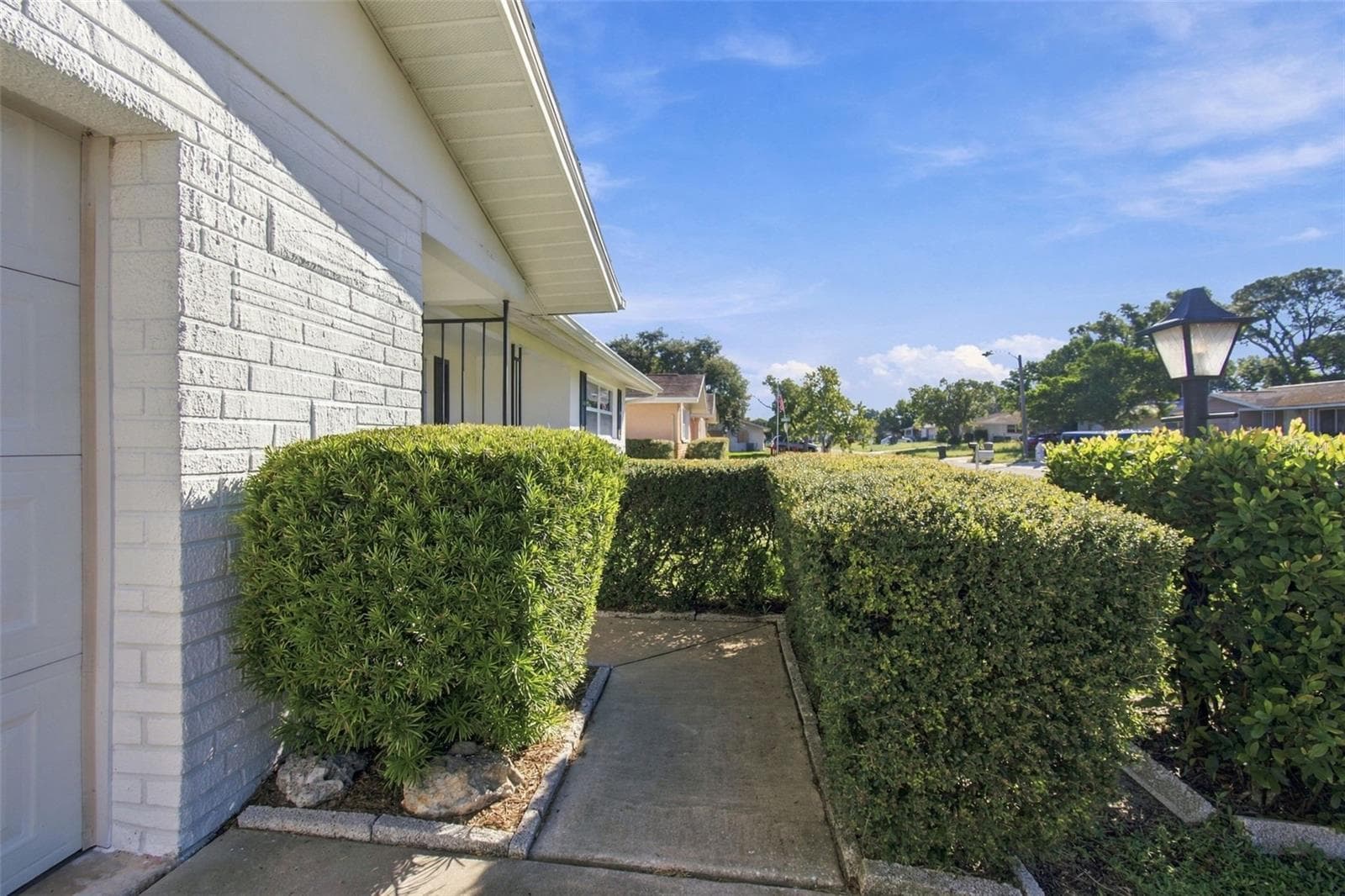 Single Family Residence at 7917 MIMOSA DR, PORT RICHEY, photo 8 of 75