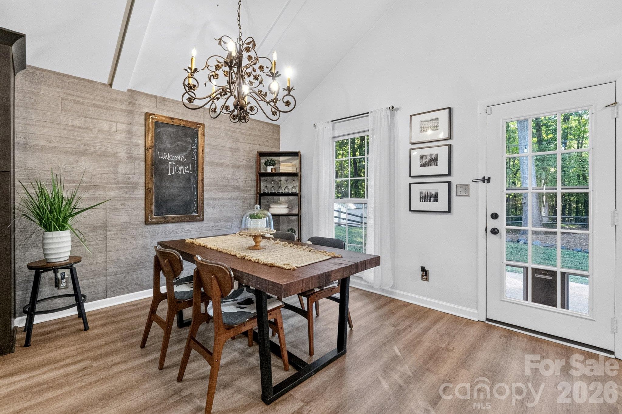 Single Family Residence at 4506 Woods End Lane, Charlotte, photo 14 of 42
