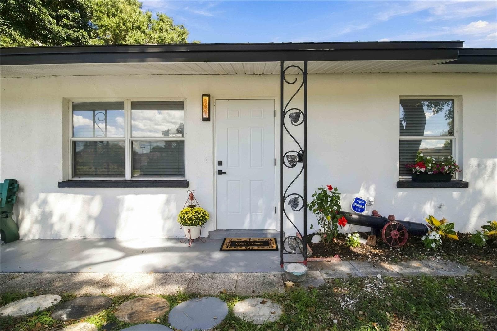 Single Family Residence at 2414 25TH AVE W, BRADENTON, photo 4 of 26