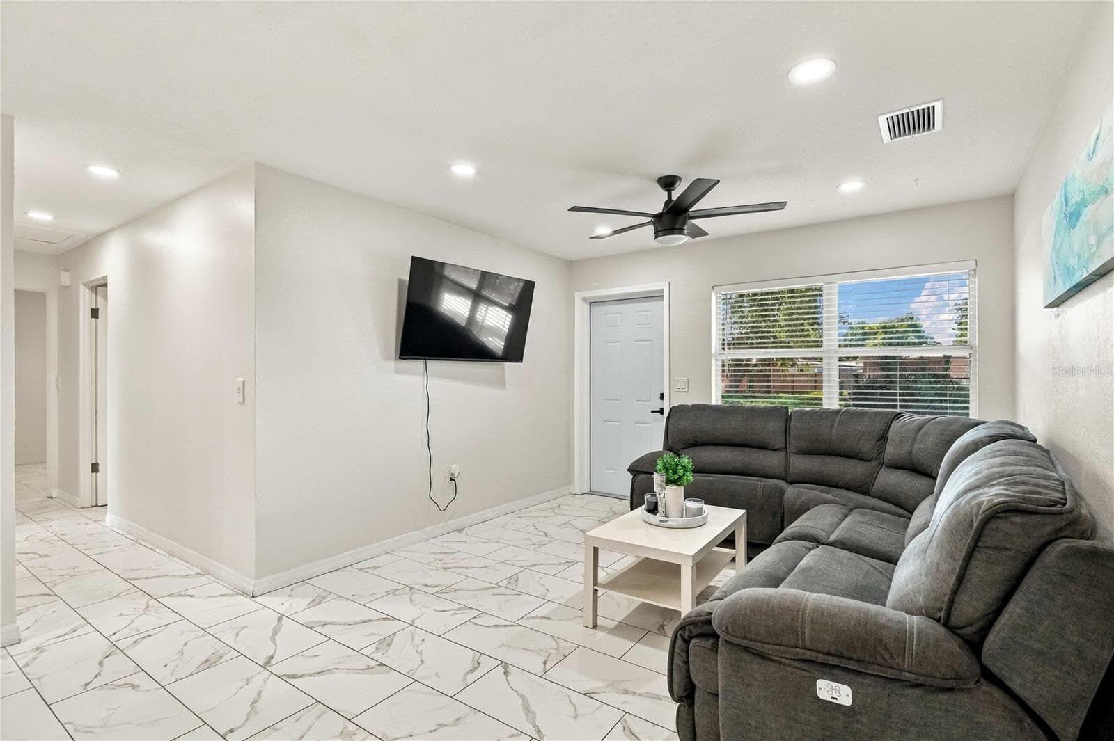Single Family Residence at 2414 25TH AVE W, BRADENTON, photo 7 of 26